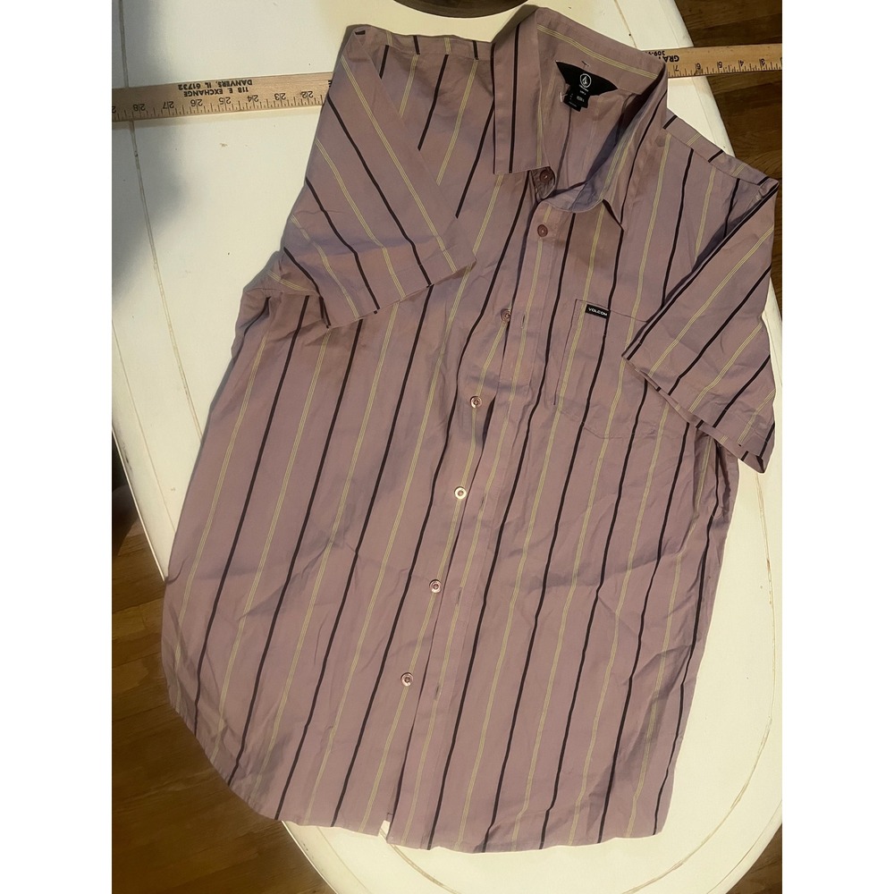 Volcom Mens Short Sleeve Button Up Shirt Purple Striped Size Large Skateboarding
